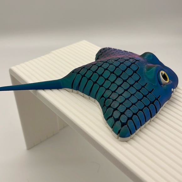 3D printed Mana Ray Fidget Toy Fun Collectible Stress … - Picture 3 of 3